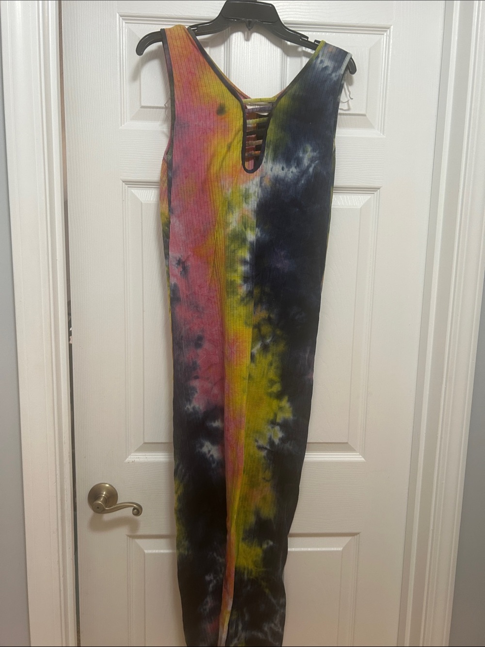 Tie-Dye Sleeveless Maxi Dress with Ladder Back